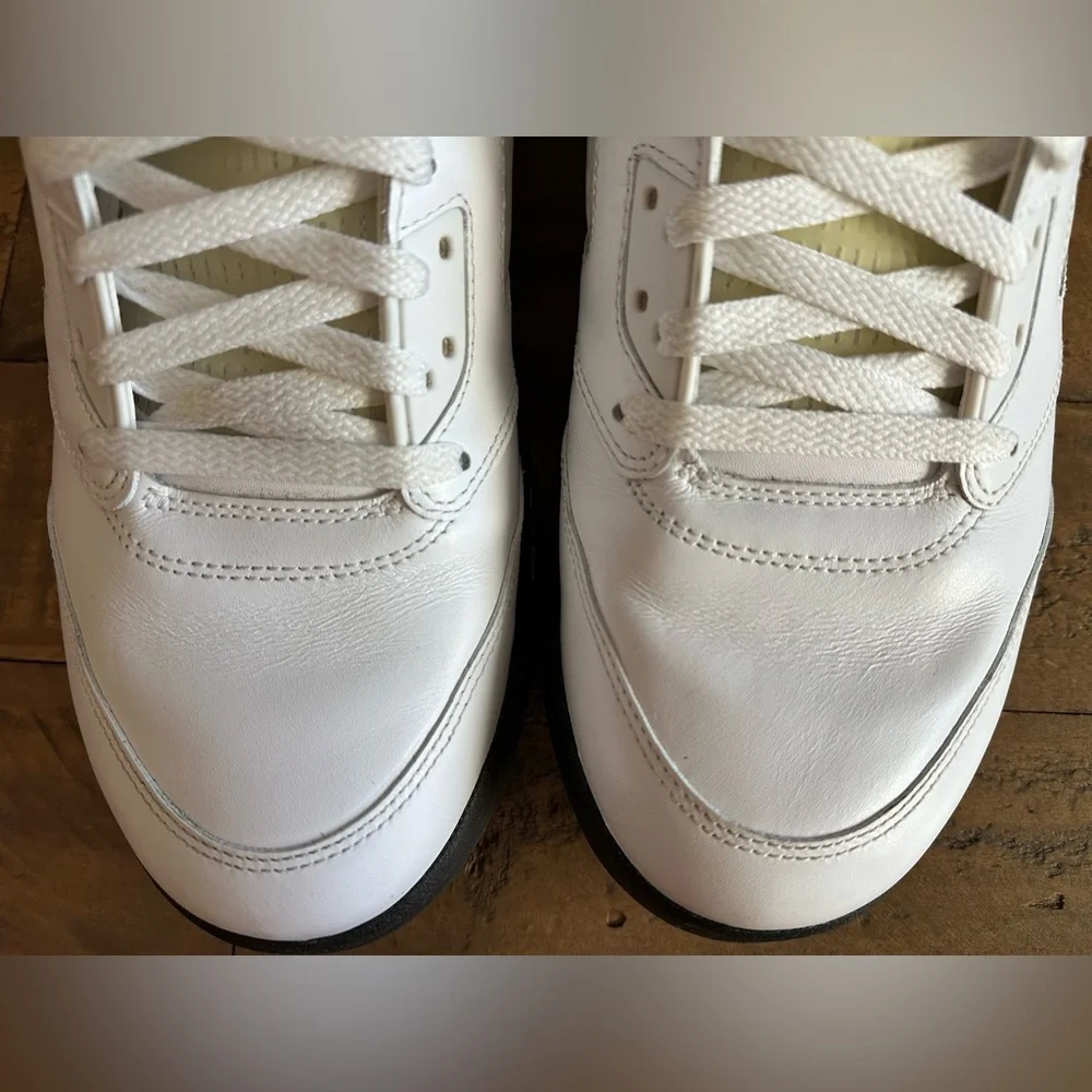2013 Air Jordan Men’s Retro 5 “Fire Red” with‎ silver tongue - Size 12